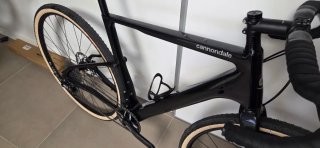 Bicicleta Cannondale Topstone Carbono