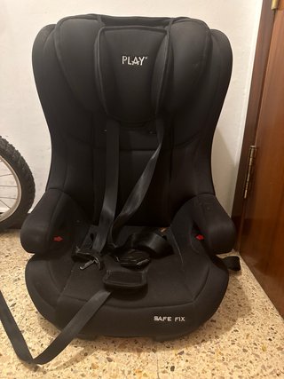 Silla de coche PLAY Negra