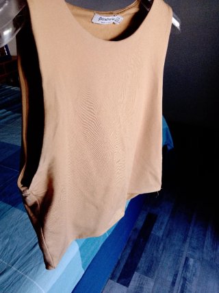 Canotta Stradivarius Beige