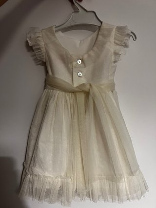 Vestido de celebración para niña beige