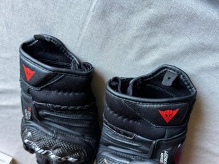 Guantes Dainese Carbon 4 Short Negros