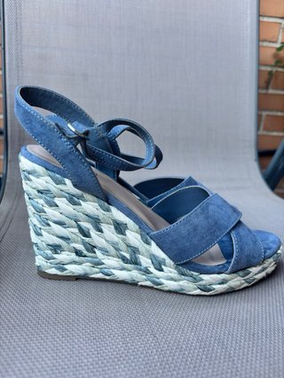 Sandalias cuña azul talla 38