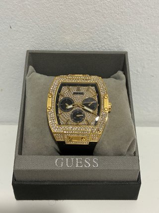 Reloj Guess Dorado con Diamantes