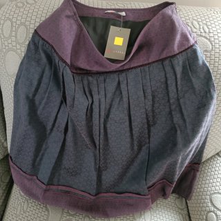 Falda Guerral Talla 44 Pliegues Morado Gris. NUEVA