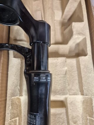 Horquilla Rock Shox Rudy XPLR Gravel Negra