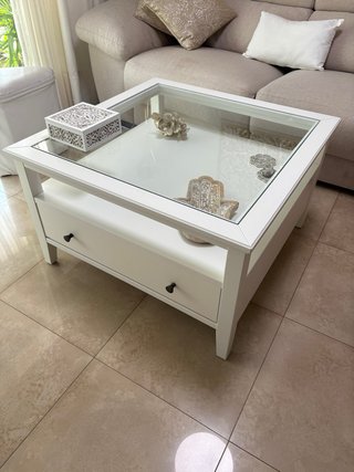 Mesa de centro Ikea cristal y madera