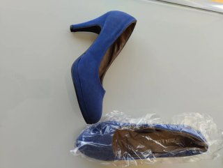 Zapatos de tacón azul Susan & Curt