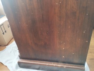 Escritorio antiguo de madera