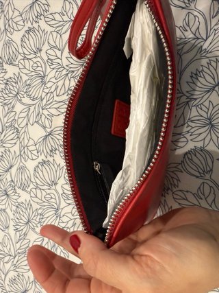 Cartera Roja con Asa