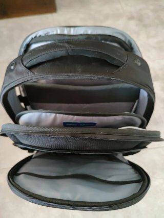 Mochila portátil negra
