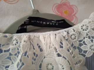 Blusa Zara Rayas con Encaje