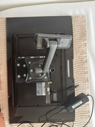 Samsung SyncMaster FX2490HD TV + Soporte Pared
