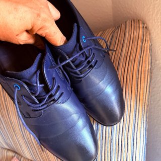 Zapatillas de piel azul