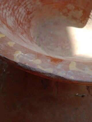 Lebrillo antiguo de barro