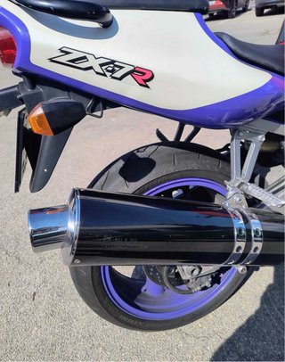 Kawasaki Zx7 R