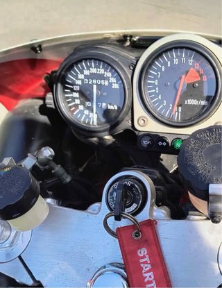 Kawasaki Zx7 R