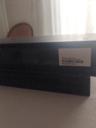 Xbox One X Nero