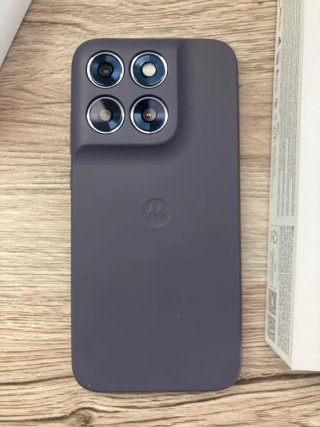 Móvil Motorola Moto G67 Morado Nuevo