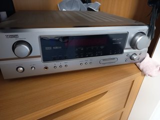 Subwoofer Bose con 5 altavoces y mando