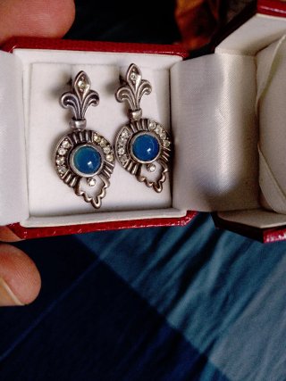 Orecchini pendenti blu e argento
