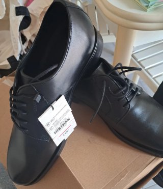 Zapatos Zara Negros Clásicos y Modernos
