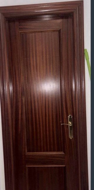 Puertas madera maciza con tapajuntas