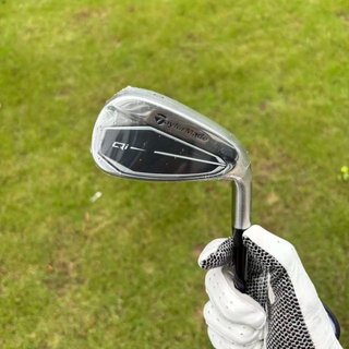 Juego de Hierros TaylorMade Qi Golf