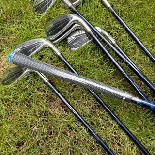 Juego de Hierros TaylorMade Qi Golf