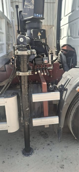 Camión grúa basculante Iveco Eurocargo