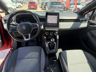 CUOTA 240€ - Renault Clio 2025 techno EcoG 100cv