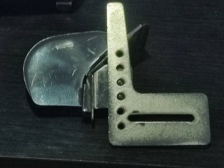 Guía Embudo Fólder Máquina Coser 2010-22