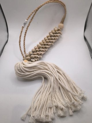 Decorazione con conchiglie e corda