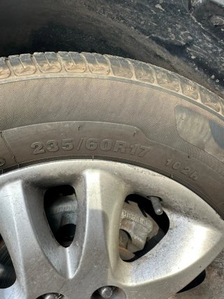 4 Llantas con Neumáticos 235/60/17