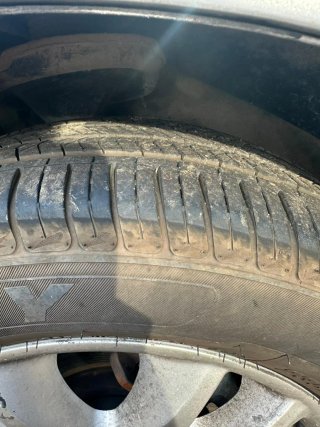 4 Llantas con Neumáticos 235/60/17