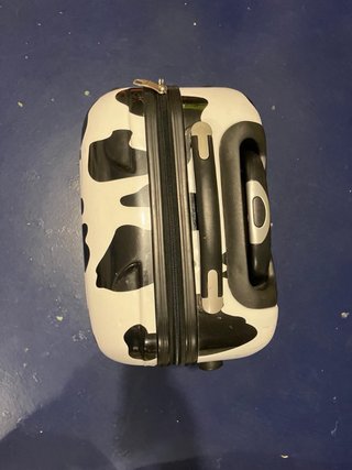 Incluye bolsa regalo Maleta vaca BAOLI 48x20x34,5