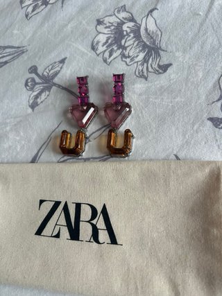 Pendientes Zara Corazón y Letras U U