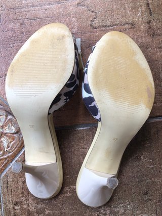 Guess Sandali Beige Multicolor