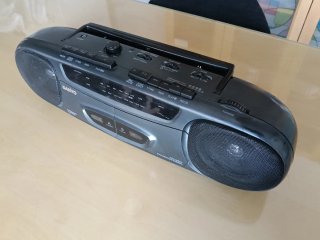 Radio Cassette Sanyo Gris