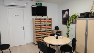 Alquiler local / oficina reformada en Huétor Vega