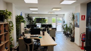 Alquiler local / oficina reformada en Huétor Vega