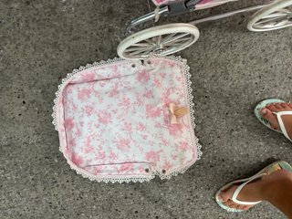 Carro de muñecas Reborn grande