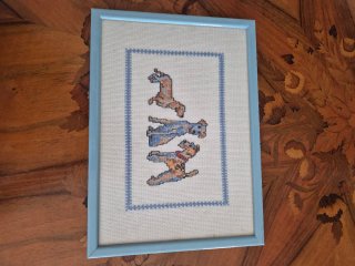 Cuadro crochet perros marco azul