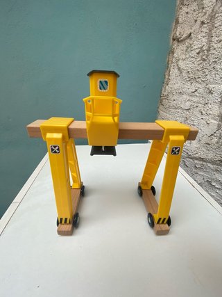 Gru portuale in legno per treni