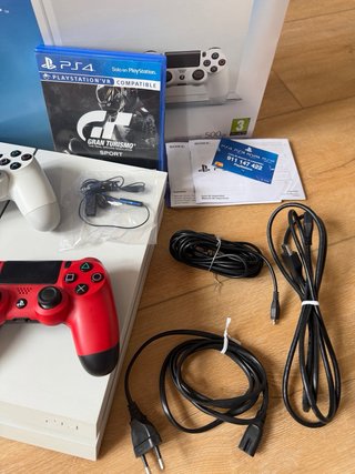 PS4 Blanca + Gran Turismo Sport