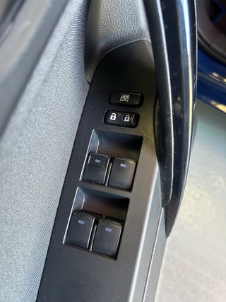 MUY CUIDADO!!! TOYOTA AURIS HIBRIDO S.T. FEEL