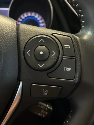MUY CUIDADO!!! TOYOTA AURIS HIBRIDO S.T. FEEL