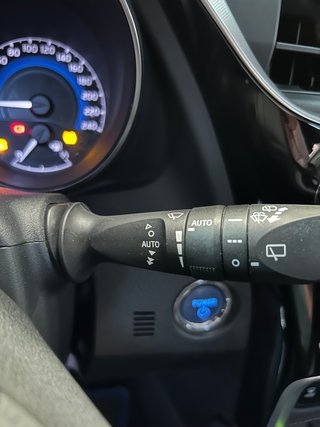 MUY CUIDADO!!! TOYOTA AURIS HIBRIDO S.T. FEEL