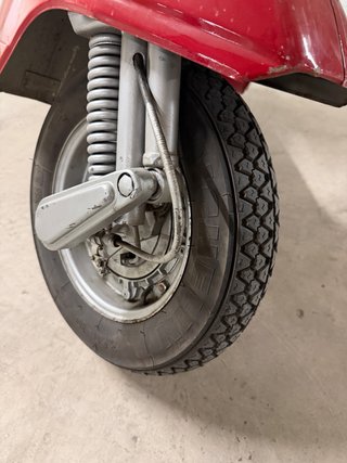 Vespa PX 125 Roja