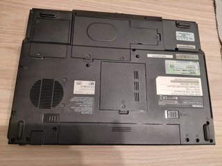 Toshiba Satellite M70-308 + 2 Baterías