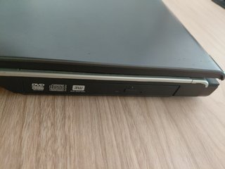 Toshiba Satellite M70-308 + 2 Baterías